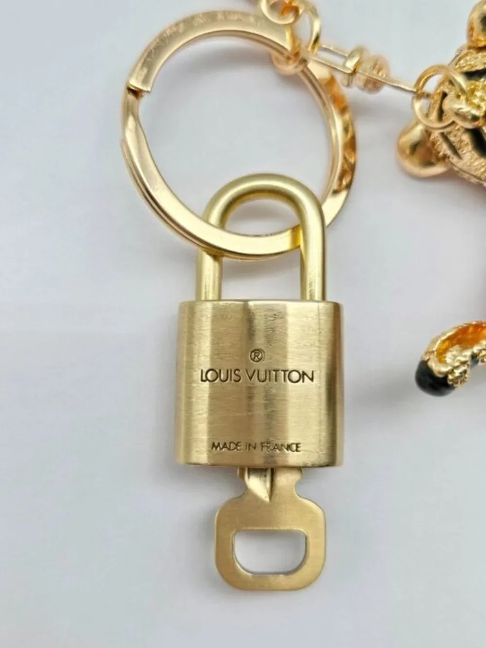 Louis Vuitton Authentic Gold Padlock 🔑 Key + Stylish Unbranded Lion Bag Charm